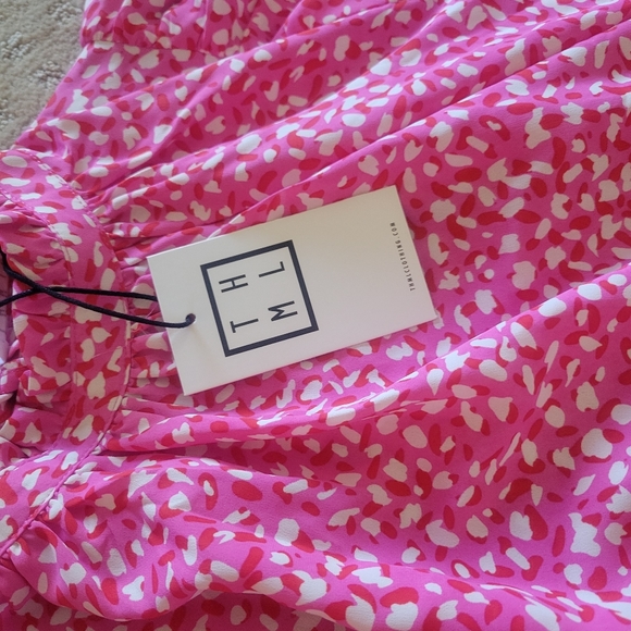 Savvy Chic Thml flutter sleeve blouse - Picture 6 of 7